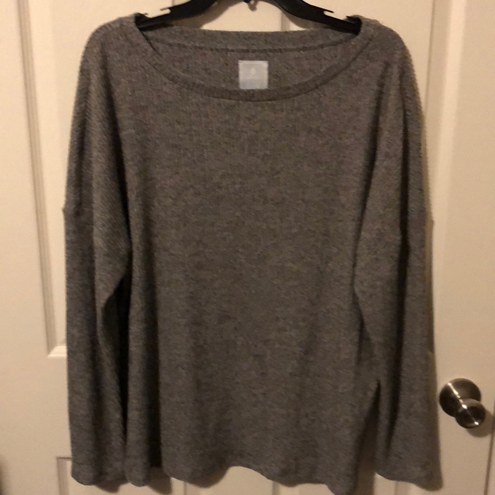 Sunday XL gray sweater.